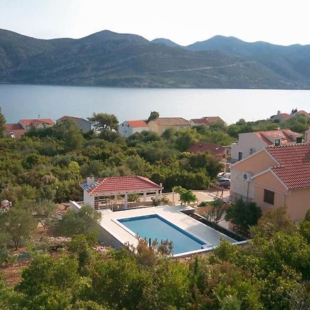 Seaside Apartments With A Swimming Pool Kneza, Korcula - 9269 Račišće Dış mekan fotoğraf