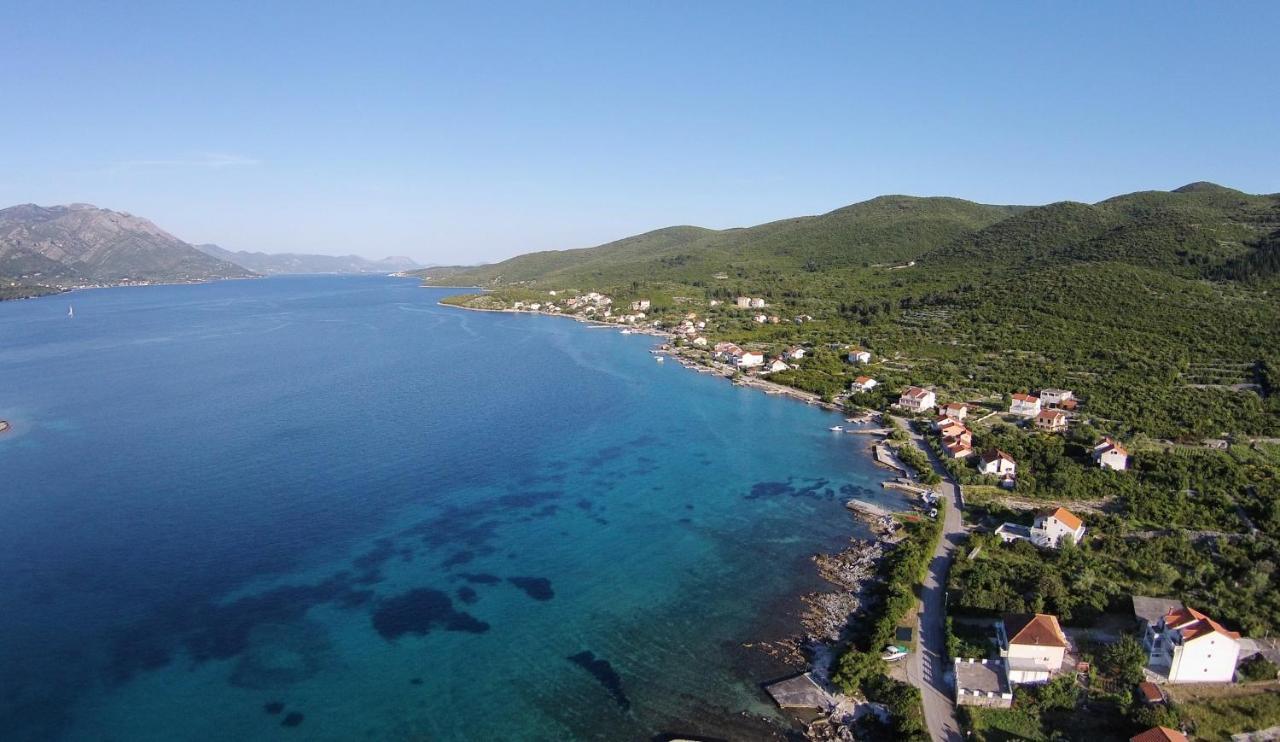 Seaside Apartments With A Swimming Pool Kneza, Korcula - 9269 Račišće Dış mekan fotoğraf