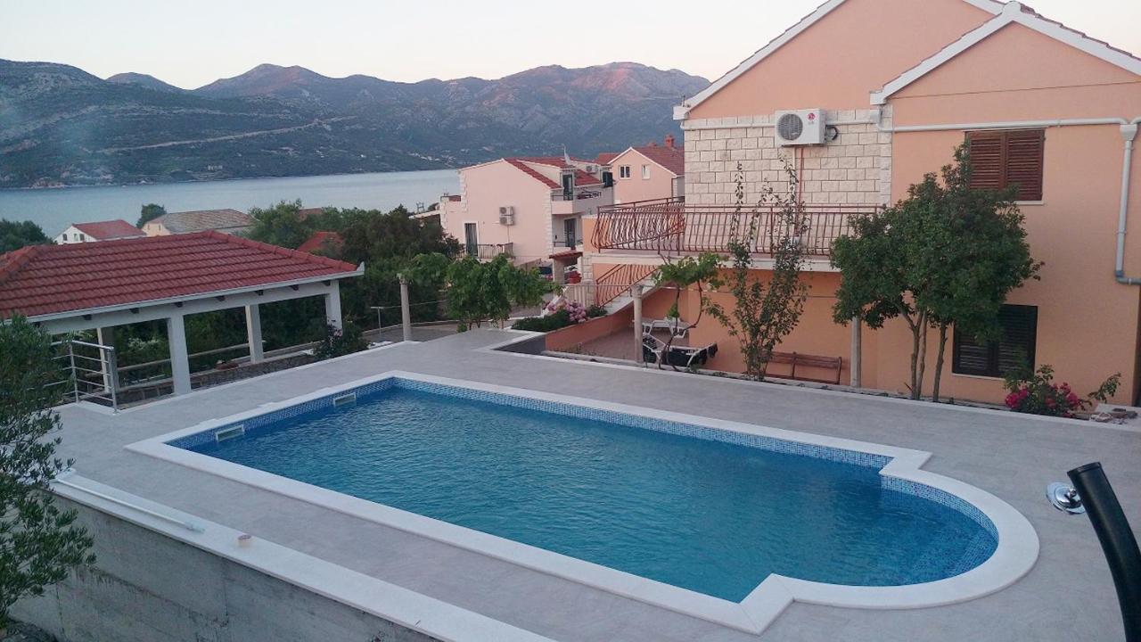 Seaside Apartments With A Swimming Pool Kneza, Korcula - 9269 Račišće Dış mekan fotoğraf