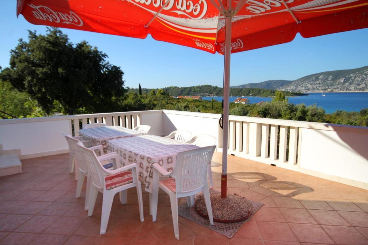 Seaside Apartments With A Swimming Pool Kneza, Korcula - 9269 Račišće Dış mekan fotoğraf