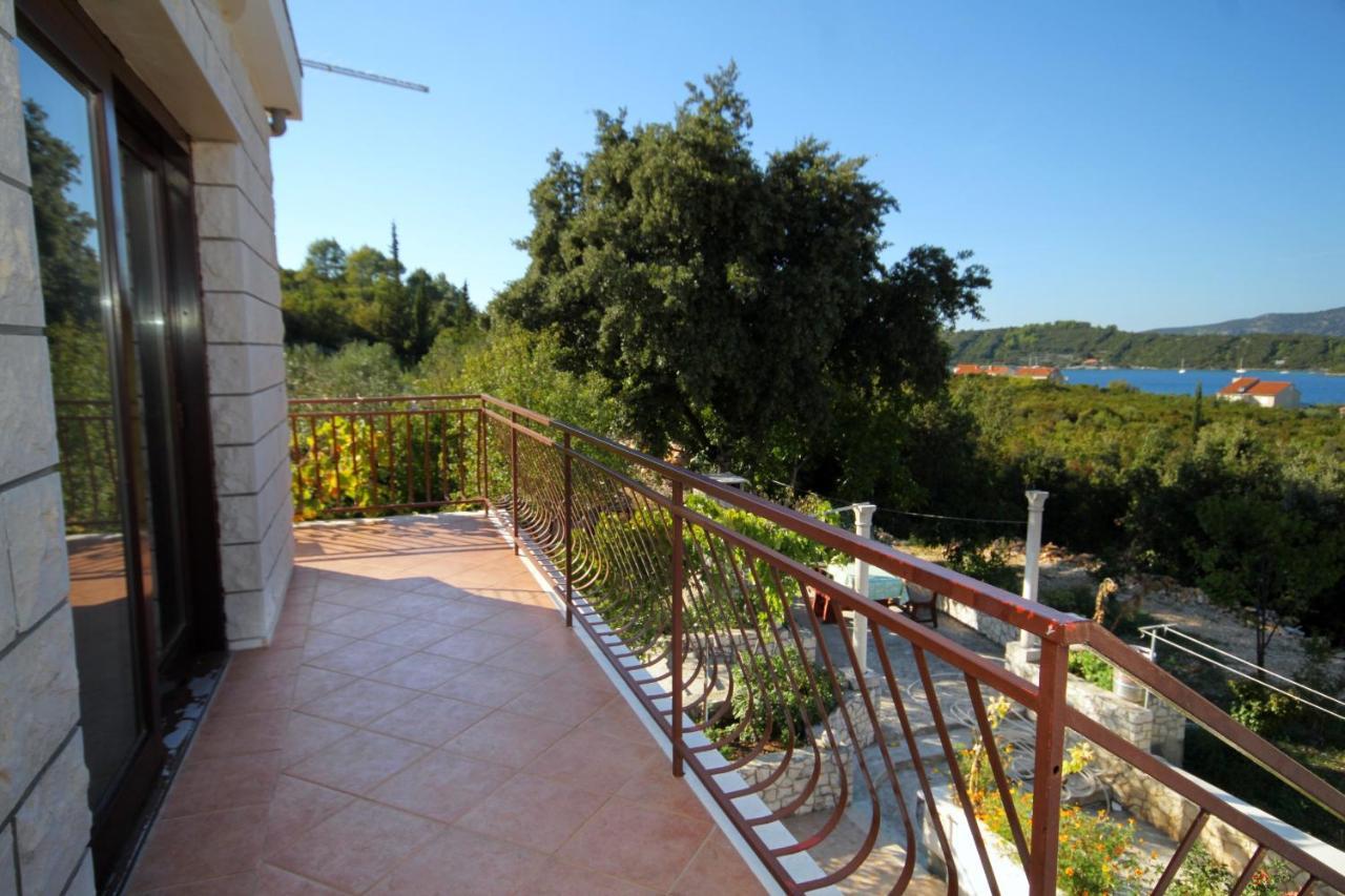 Seaside Apartments With A Swimming Pool Kneza, Korcula - 9269 Račišće Dış mekan fotoğraf